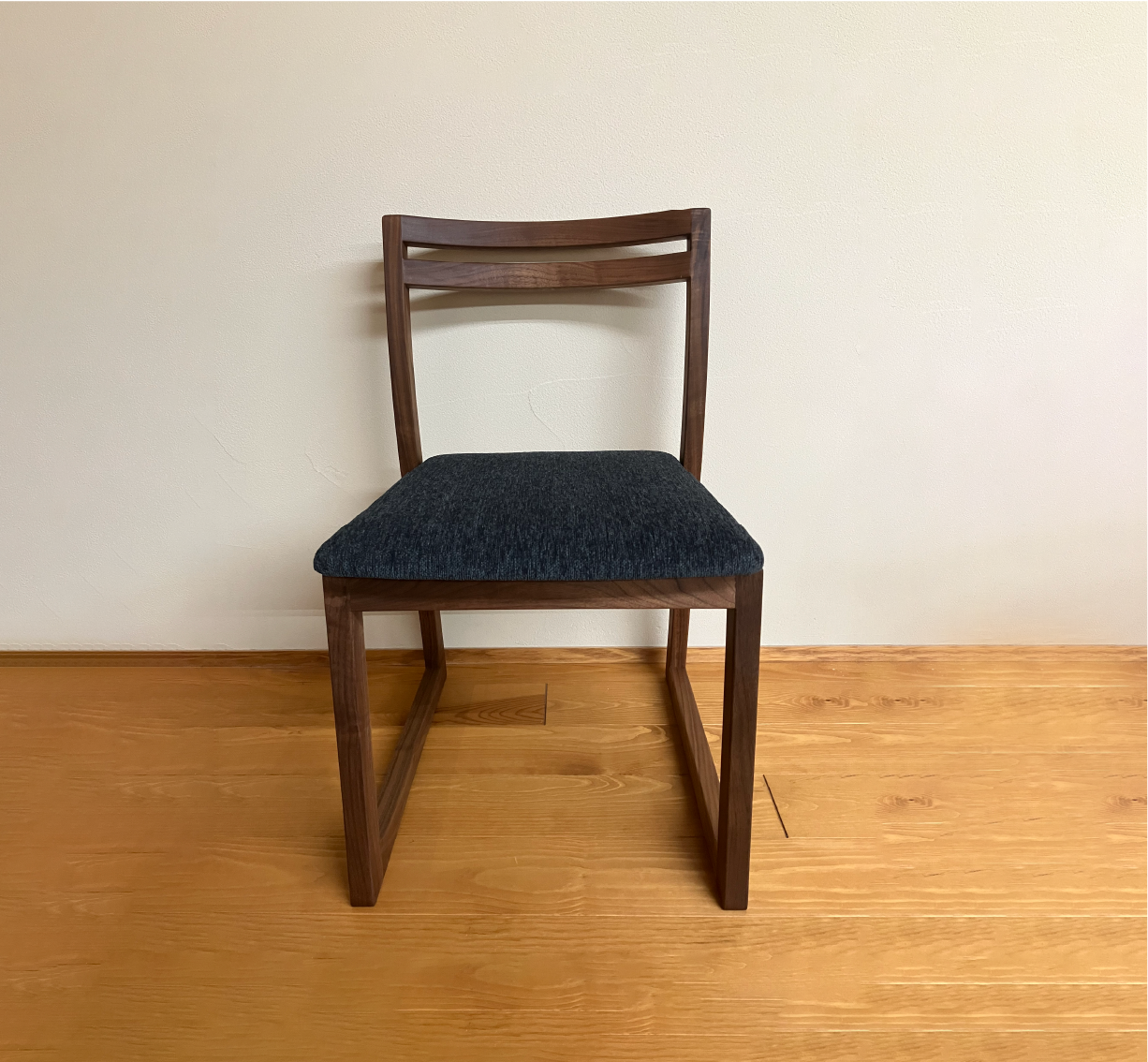 【山口・宇部】若葉家具チェア納品