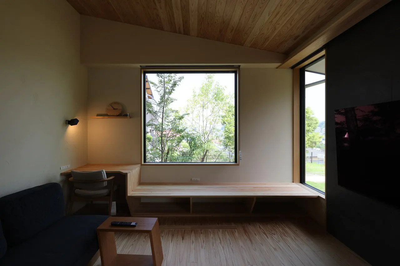 s-ｺﾝﾄﾞｳﾖｼﾀｶ・ﾁｻKR7WPOMX-174